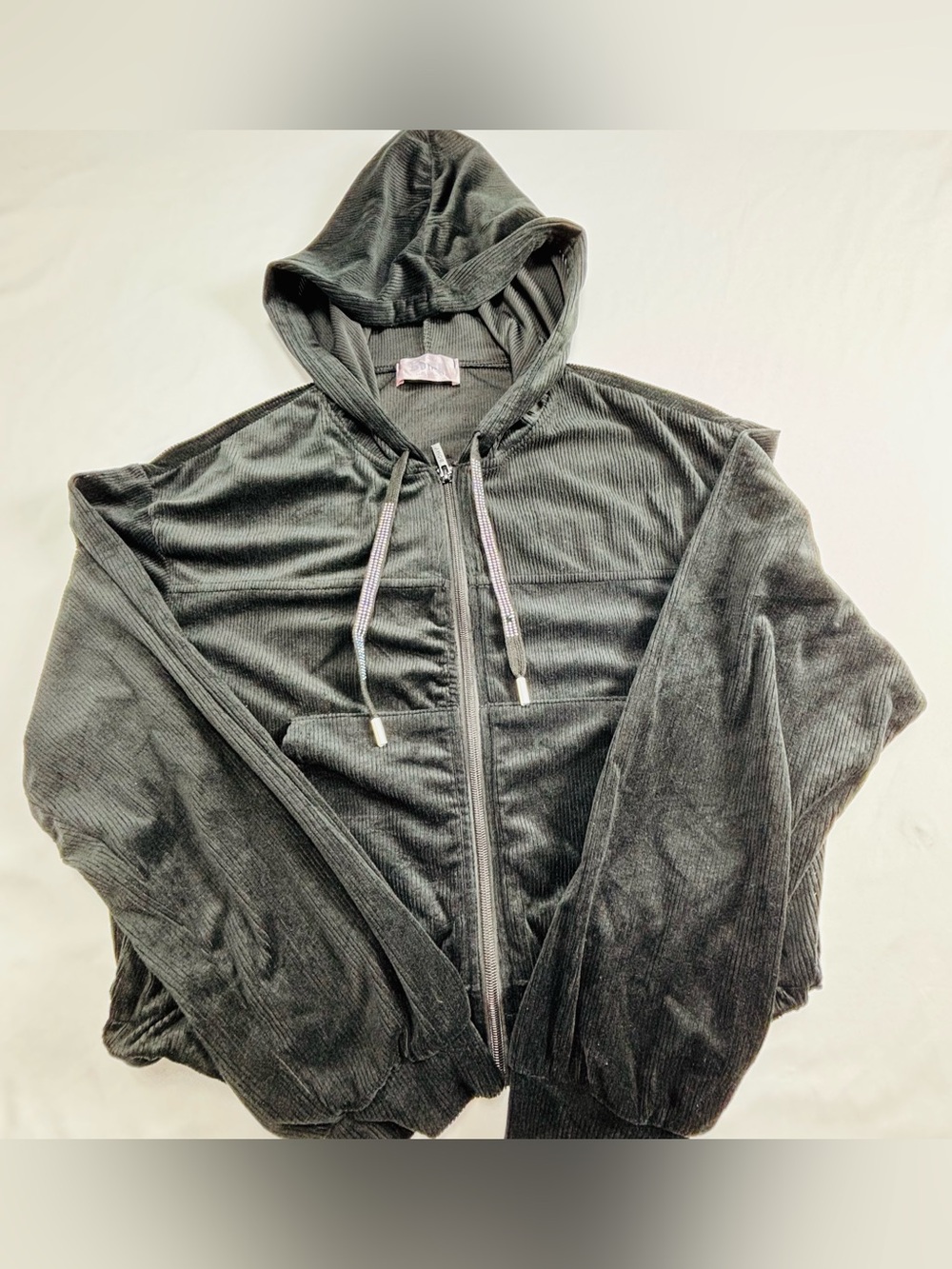 Men's Black Hooded Zip Jacket - Classic Everyday Hoodie W655